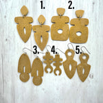 Load image into Gallery viewer, Rustica Earrings, Mustard
