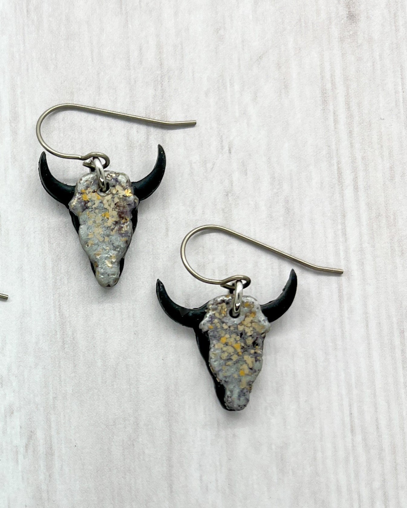 Wisdom Earrings, Steerhead